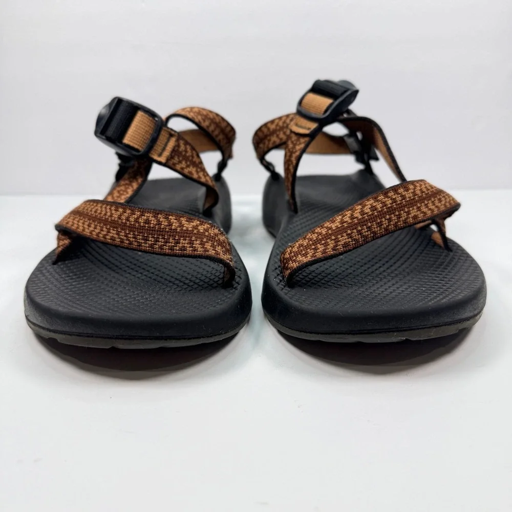 Chaco Mens 10 Z1 Classic Athletic Sandals Brown Geometric Vibram Sole Classic